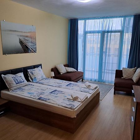 Apartments In Black Sea Star Complex Sozopol Bilik gambar